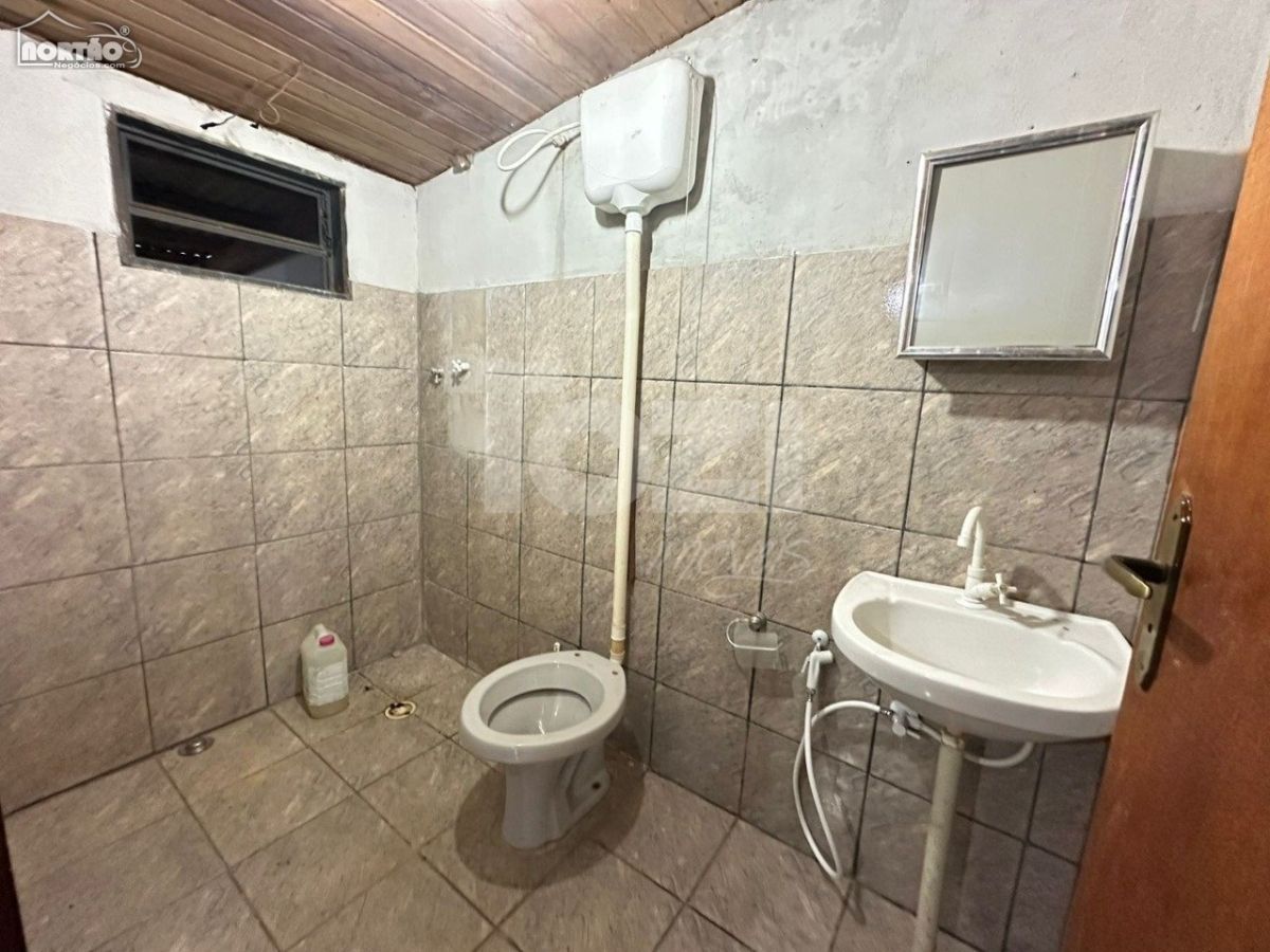 Casa à venda com 4 quartos, 139m² - Foto 14