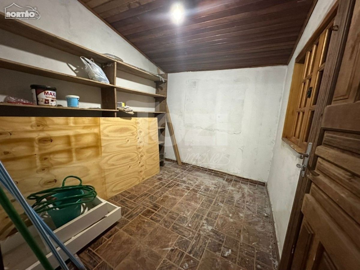 Casa à venda com 4 quartos, 139m² - Foto 15