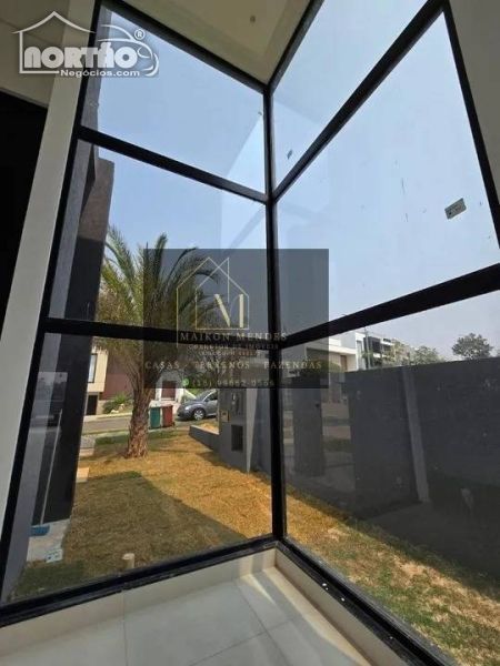 Casa à venda com 4 quartos, 360m² - Foto 3