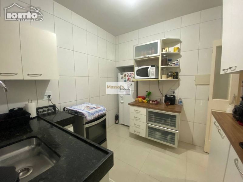 Casa à venda com 3 quartos, 90m² - Foto 7