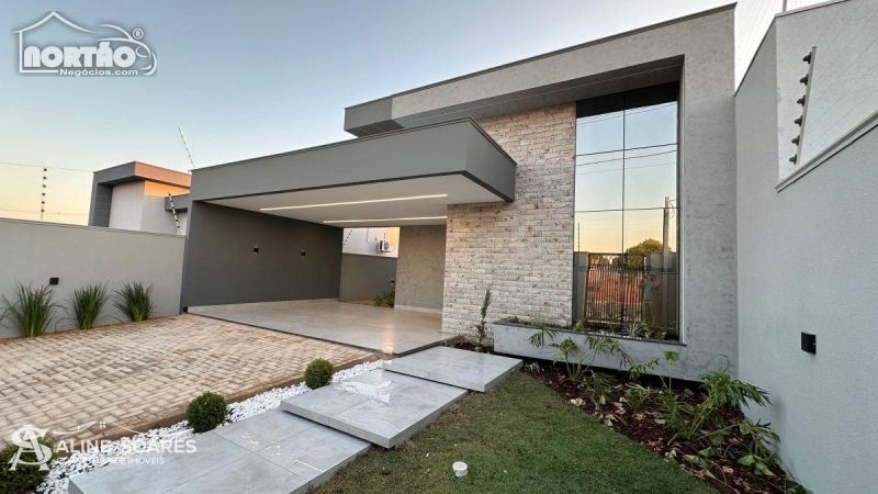 Casa à venda com 4 quartos, 121m² - Foto 6