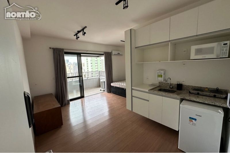 Casa à venda com 1 quarto, 33m² - Foto 1