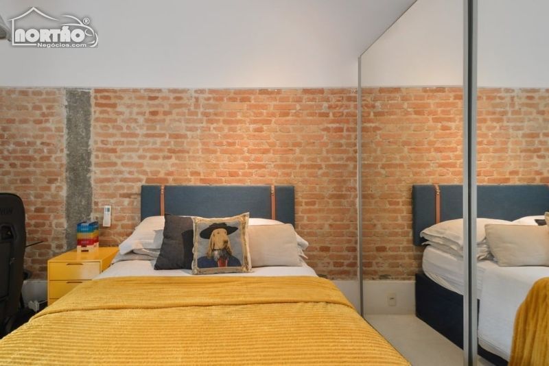 Casa à venda com 2 quartos, 82m² - Foto 3