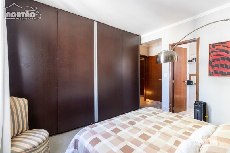 Casa à venda com 3 quartos, 142m² - Foto 6