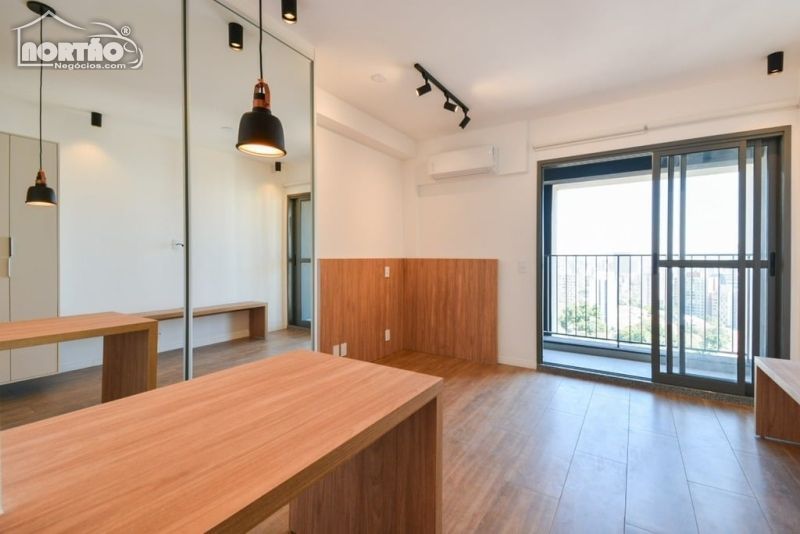 Casa à venda com 1 quarto, 26m² - Foto 1