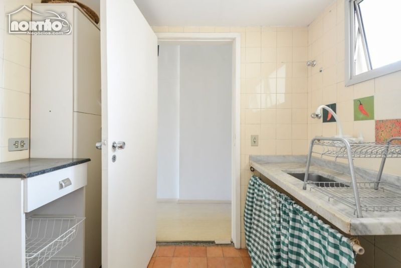 Casa à venda com 1 quarto, 35m² - Foto 2