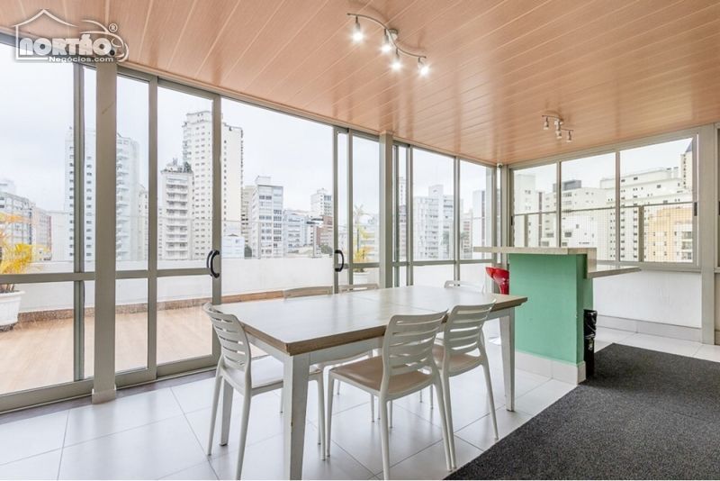 Casa à venda com 3 quartos, 99m² - Foto 10