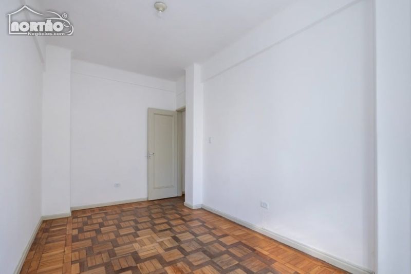 Casa à venda com 1 quarto, 48m² - Foto 6