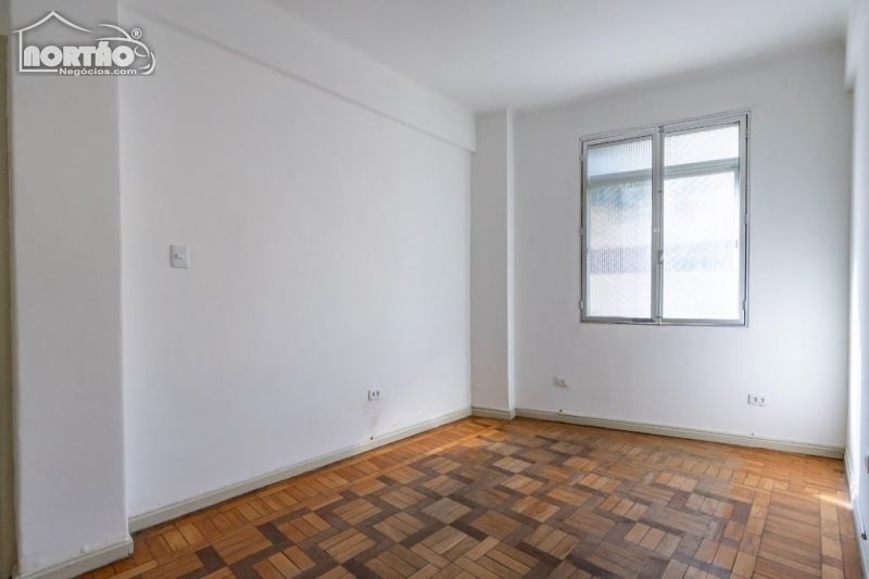 Casa à venda com 1 quarto, 48m² - Foto 7