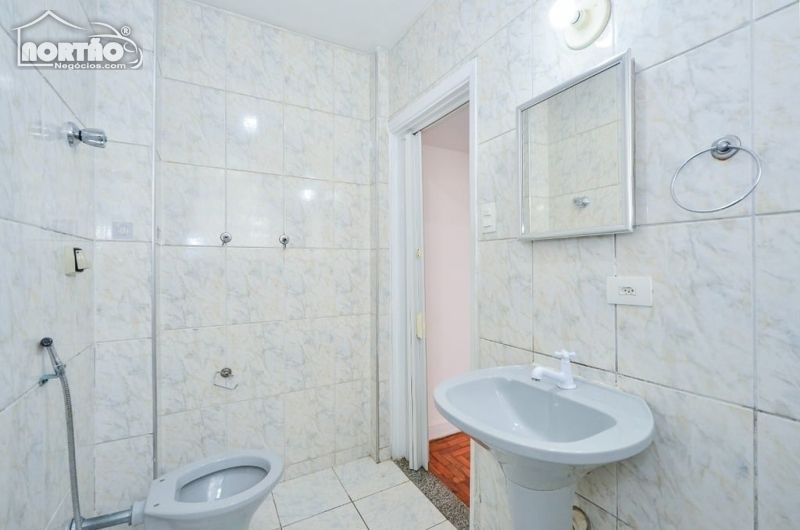 Casa à venda com 1 quarto, 51m² - Foto 4