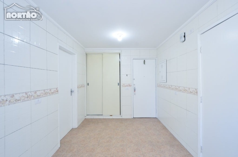 Casa à venda com 3 quartos, 107m² - Foto 9