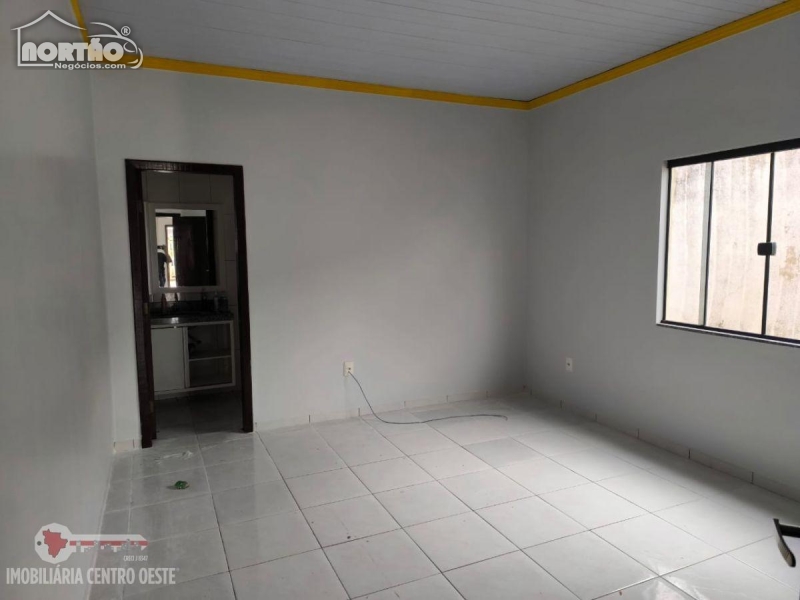 Casa à venda com 3 quartos - Foto 4