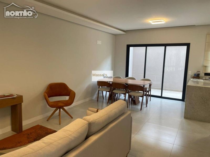 Casa à venda com 4 quartos, 150m² - Foto 5