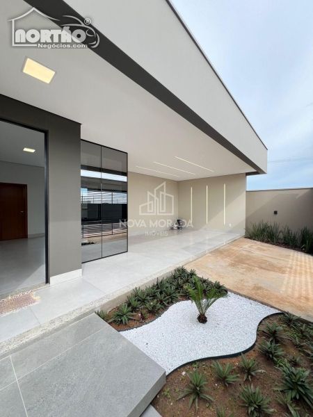 Casa à venda com 4 quartos, 134m² - Foto 4