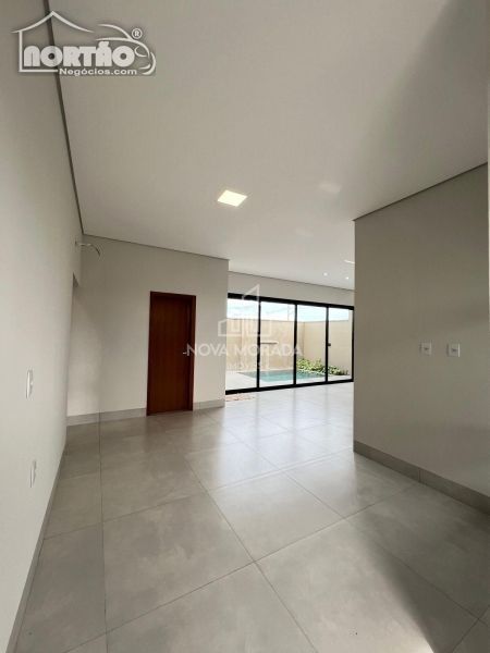 Casa à venda com 4 quartos, 134m² - Foto 7