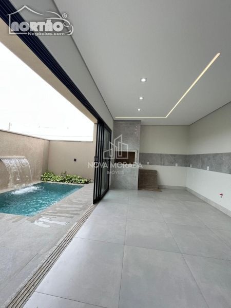 Casa à venda com 4 quartos, 134m² - Foto 8