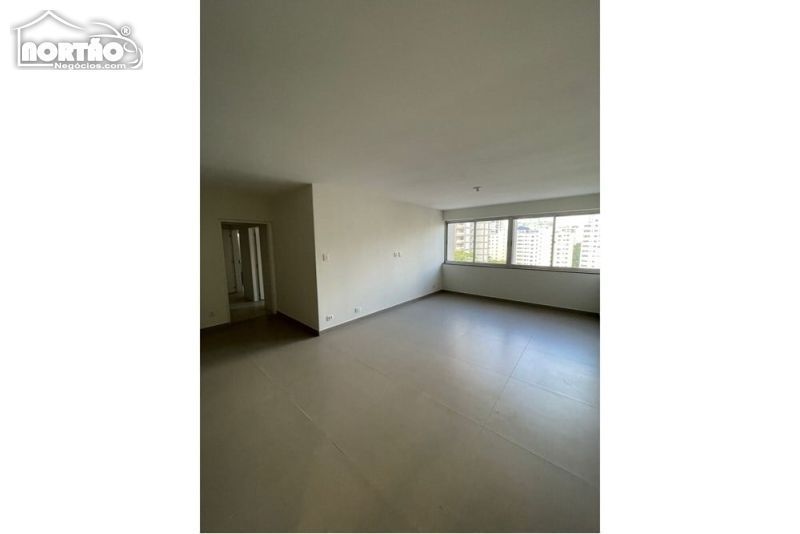 Casa à venda com 3 quartos, 137m² - Foto 3