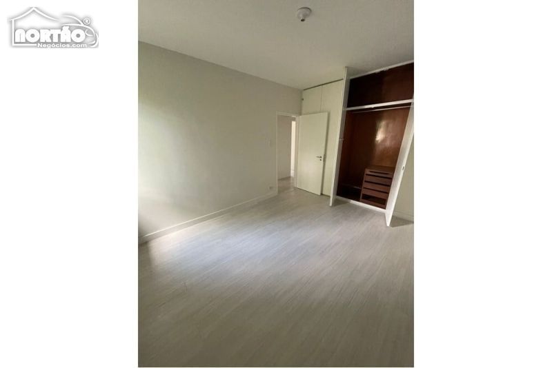 Casa à venda com 3 quartos, 137m² - Foto 4