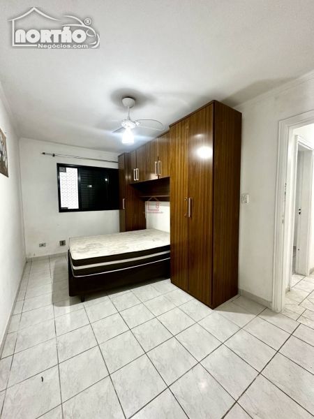 Casa à venda com 3 quartos, 73m² - Foto 7