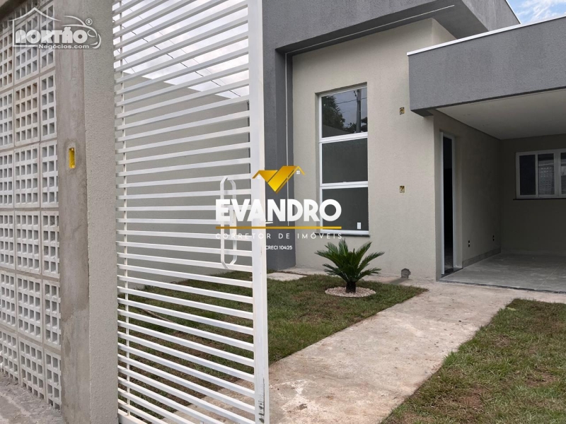 Casa à venda com 3 quartos, 125m² - Foto 4