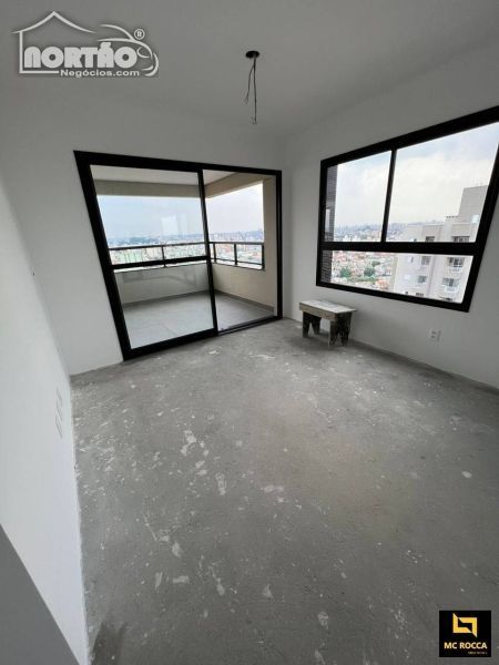 Casa à venda com 3 quartos, 161m² - Foto 8