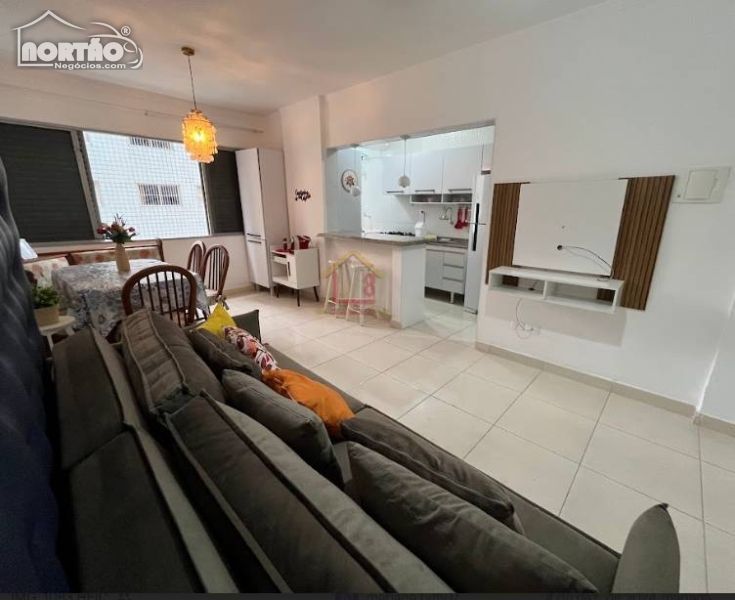 Casa à venda com 1 quarto, 38m² - Foto 4