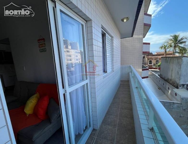 Casa à venda com 2 quartos, 58m² - Foto 9