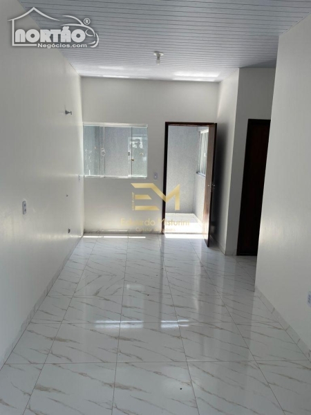 Casa à venda com 3 quartos, 271m² - Foto 5