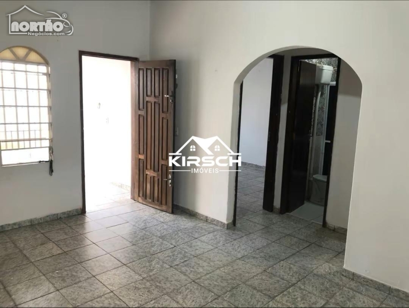 Casa à venda com 4 quartos, 155m² - Foto 7