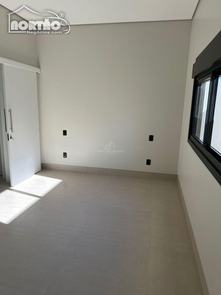 Casa à venda com 1 quarto, 200m² - Foto 10