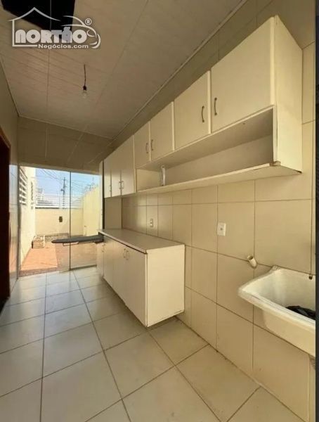 Casa à venda com 3 quartos, 300m² - Foto 6