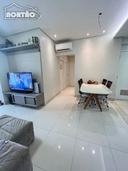 Casa à venda com 3 quartos, 81m² - Foto 6