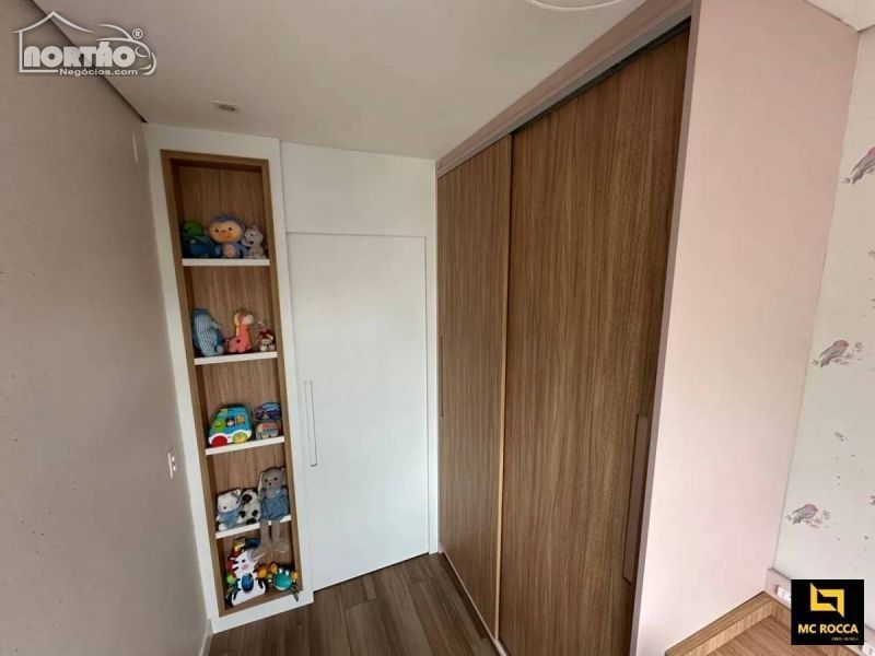 Casa à venda com 3 quartos, 95m² - Foto 9