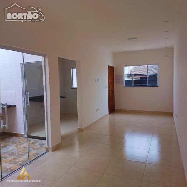 Casa à venda com 3 quartos, 125m² - Foto 5