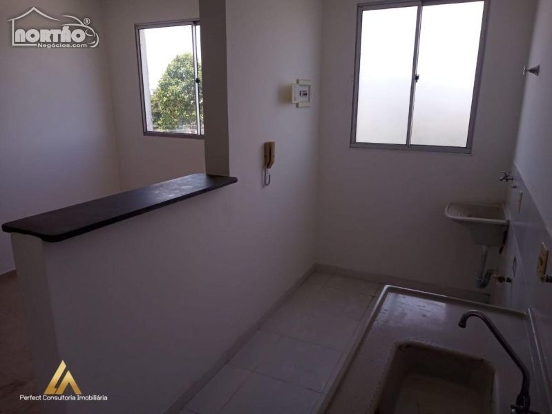 Casa à venda com 3 quartos, 59m² - Foto 9