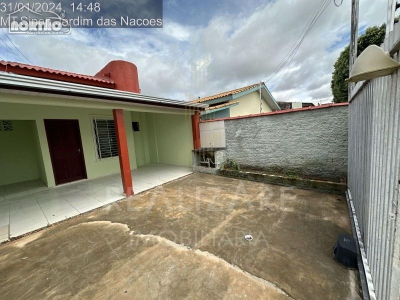 Casa à venda com 3 quartos, 130m² - Foto 2