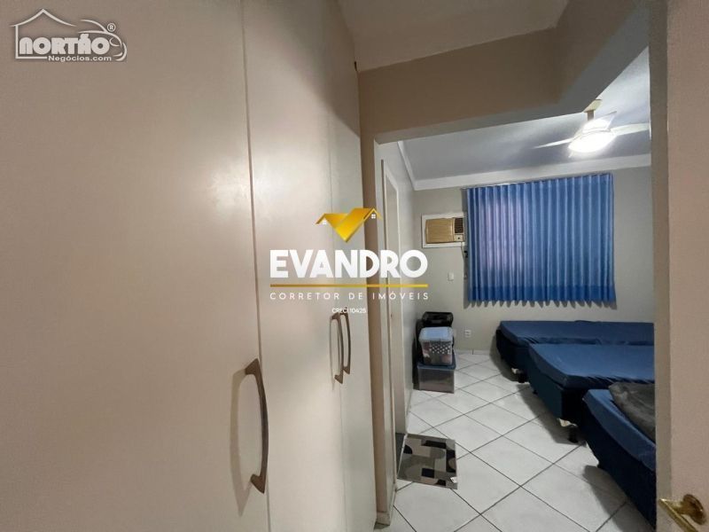 Casa à venda com 4 quartos, 216m² - Foto 10