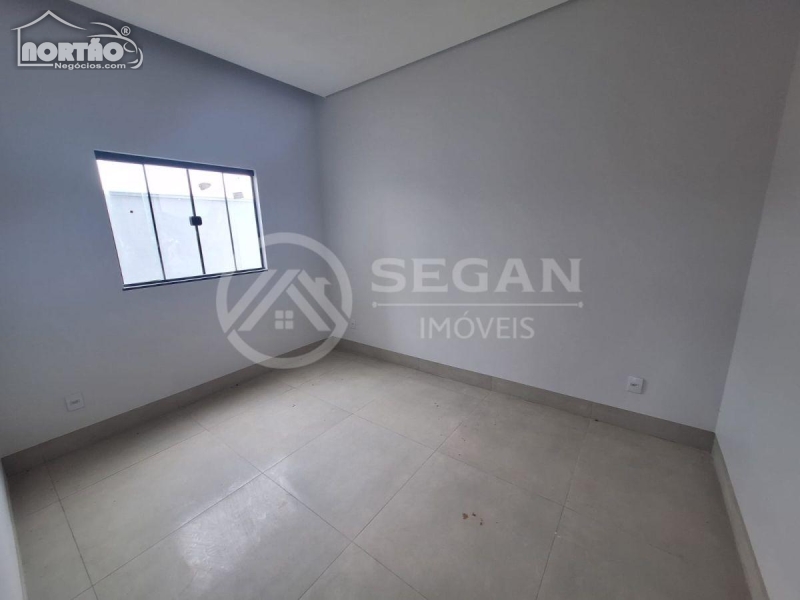 Casa à venda com 2 quartos, 80m² - Foto 5