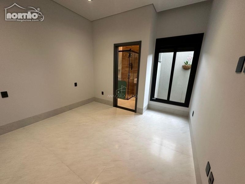 Casa à venda com 1 quarto, 202m² - Foto 10