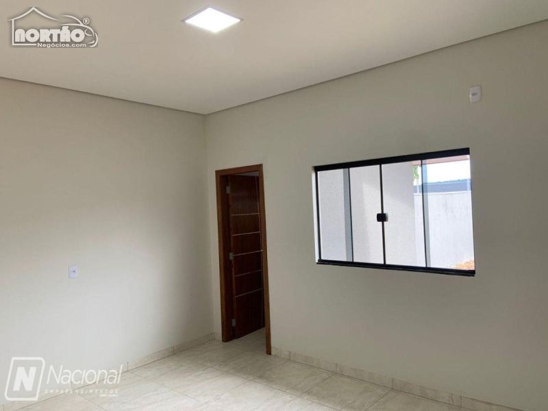 Casa à venda com 2 quartos, 117m² - Foto 8