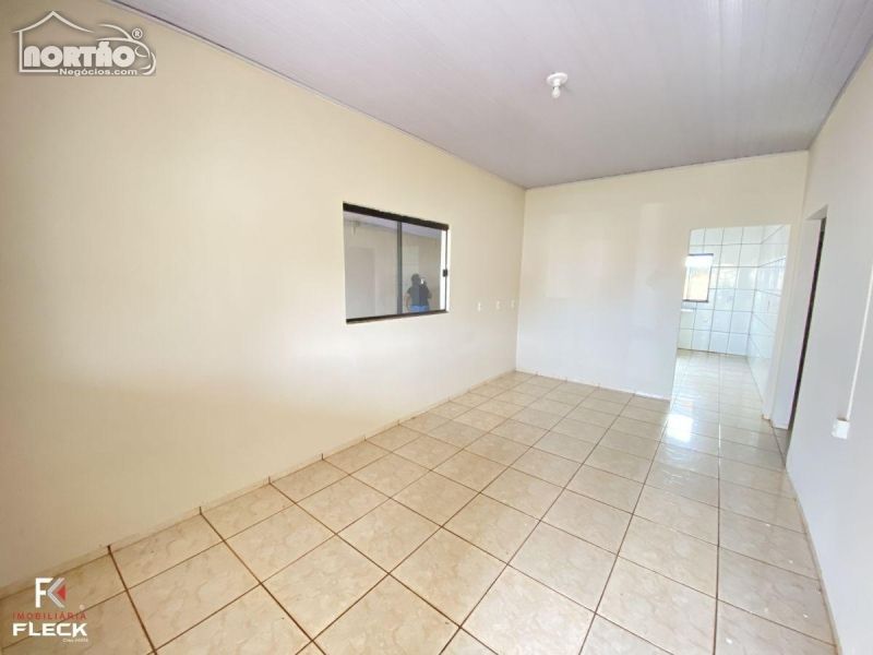 Casa à venda com 3 quartos, 130m² - Foto 4