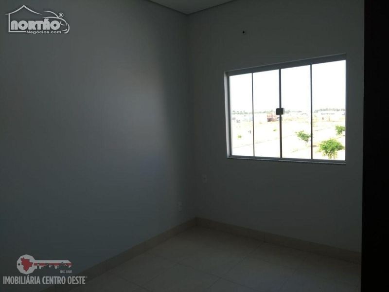 Casa à venda com 3 quartos, 80m² - Foto 3