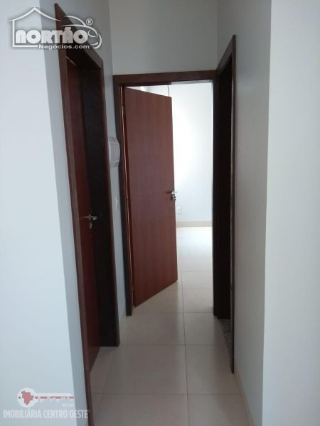 Casa à venda com 3 quartos, 80m² - Foto 7