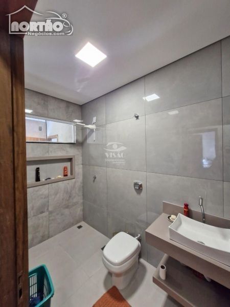 Casa à venda com 3 quartos, 164m² - Foto 8