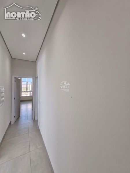 Casa à venda com 1 quarto, 172m² - Foto 9