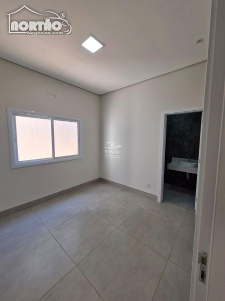 Casa à venda com 1 quarto, 172m² - Foto 10