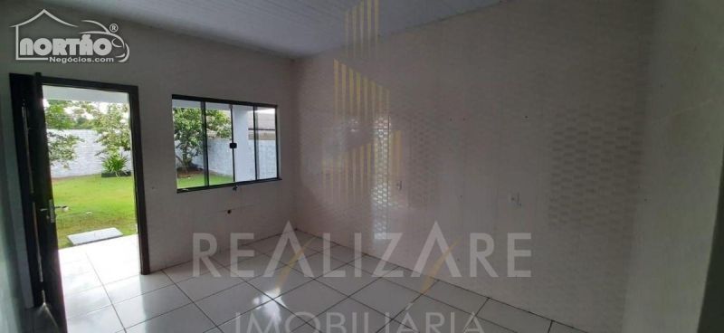 Casa à venda com 3 quartos, 92m² - Foto 4