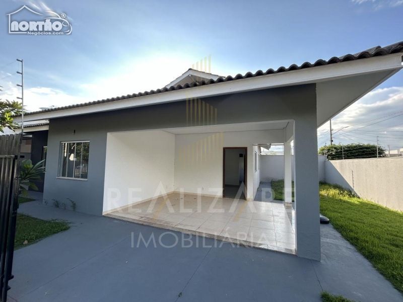 Casa à venda com 3 quartos, 95m² - Foto 3