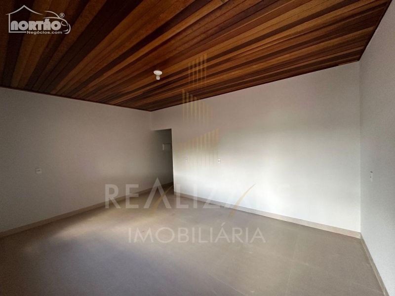 Casa à venda com 3 quartos - Foto 4