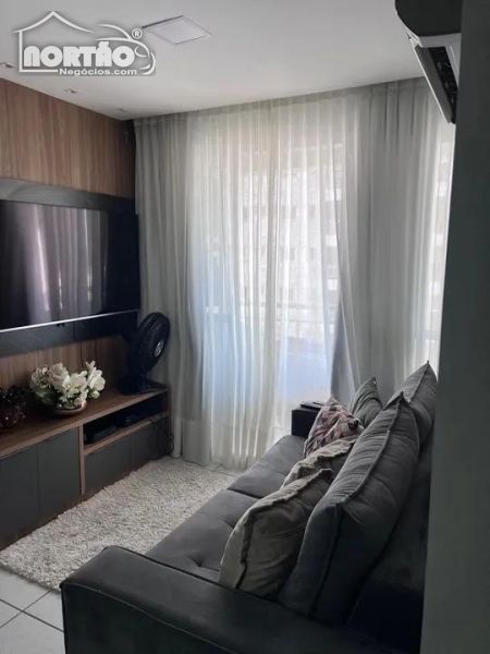 Casa à venda com 3 quartos, 69m² - Foto 4